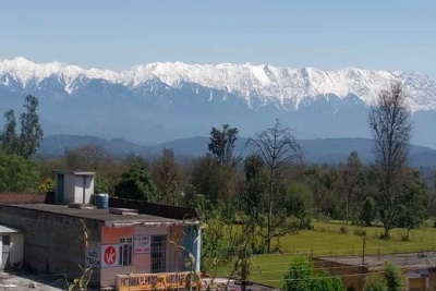 Người dân Ấn Độ vui mừng khi nhìn rõ dãy Himalaya sau hơn 30 năm