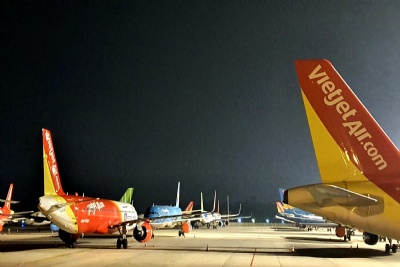 Các hãng hàng không Việt Nam chỉ được bán vé bay nội địa từ 16/4 khi đã được cấp phép
